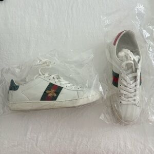 Gucci White and Green Sneakers with Red Accents